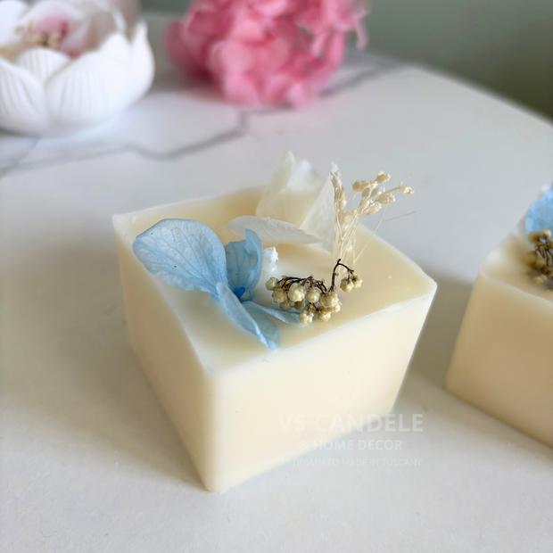 Candela profumata con decorazioni botaniche bomboniera segnaposto